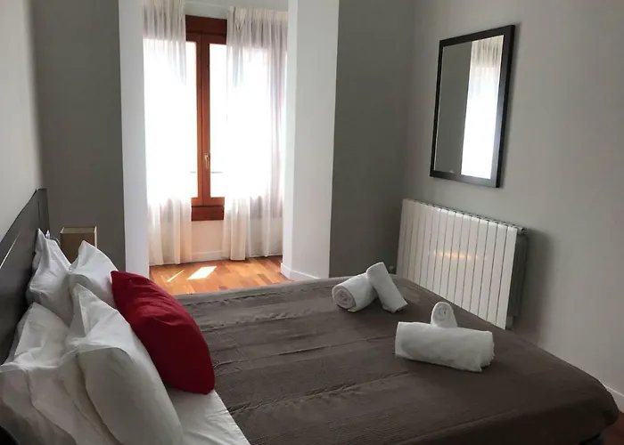 Vtz El Balcón De Rey Alfonso Ii Apartamento Zaragoza